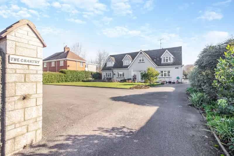 1 Bedroom Flat for Sale in Monmouth Town Centre