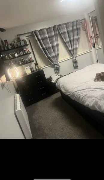  For Rent in Walsall, England