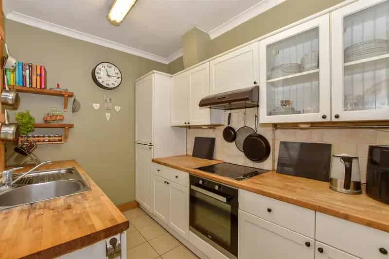 3 Bedroom Terraced House For Sale - Renovation Project or Rental Investment
