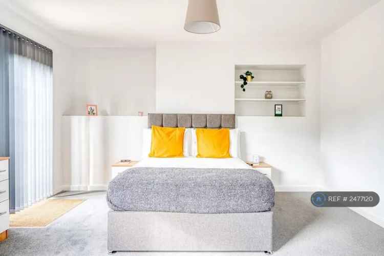 4 Bedroom Terraced House Fishponds Newly Renovated