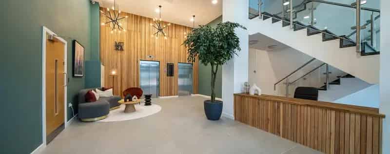 Hemel Hempstead Apartment  Double Bedroom New Building Gym Amenities