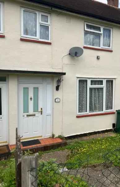 House For Rent in Three Rivers, England