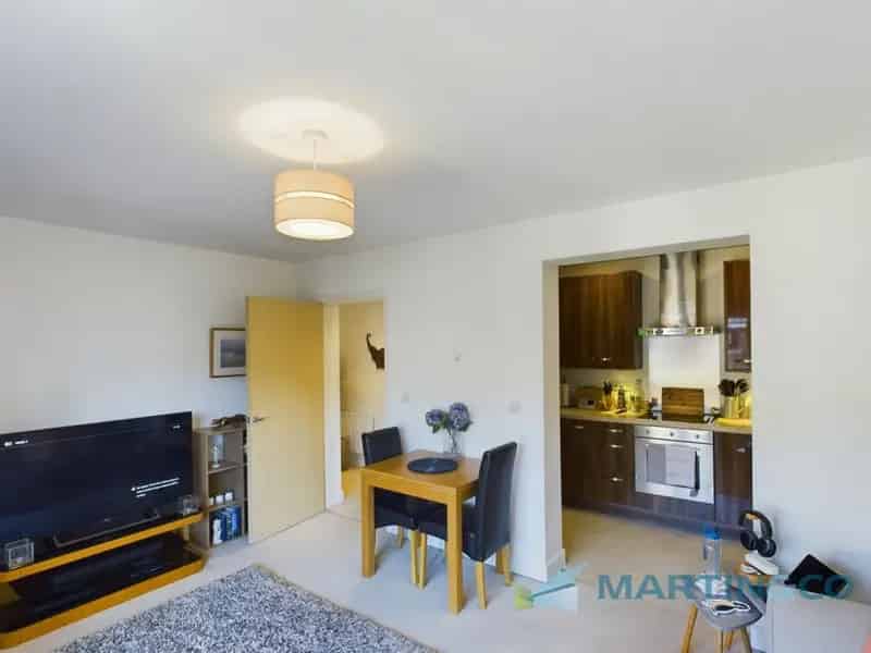 2 Bedroom Flat for Sale Cannons Wharf Tonbridge