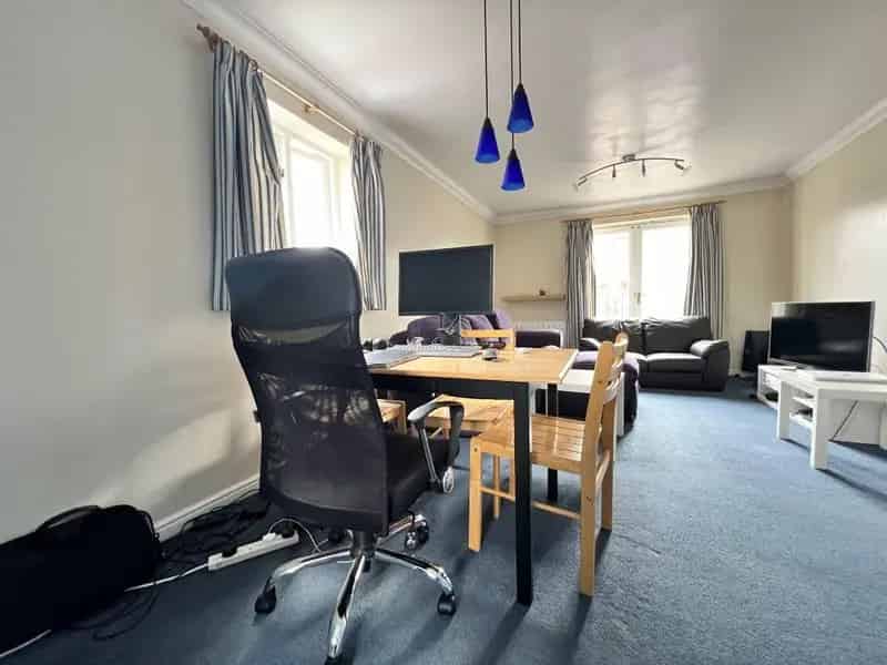 2 Bedroom Apartment For Sale