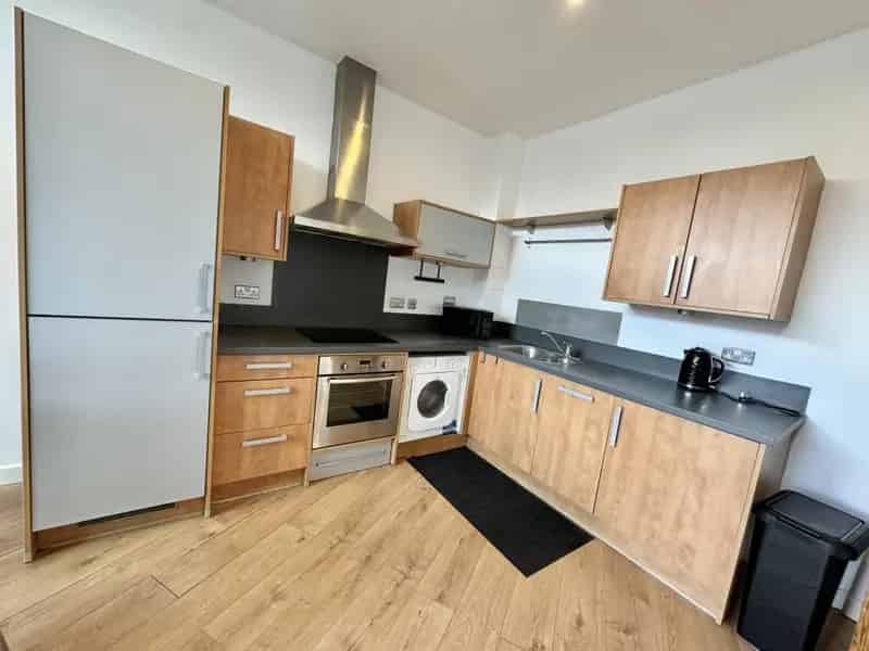 2 Bedroom 2 Bathroom Furnished Apartment with Balcony