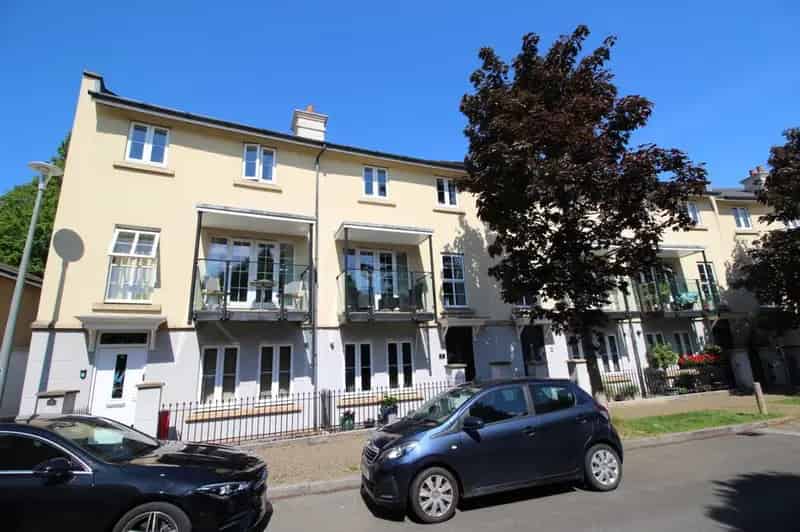 4 bedroom Mid Terrace House for sale, Portishead, Bristol, BS20