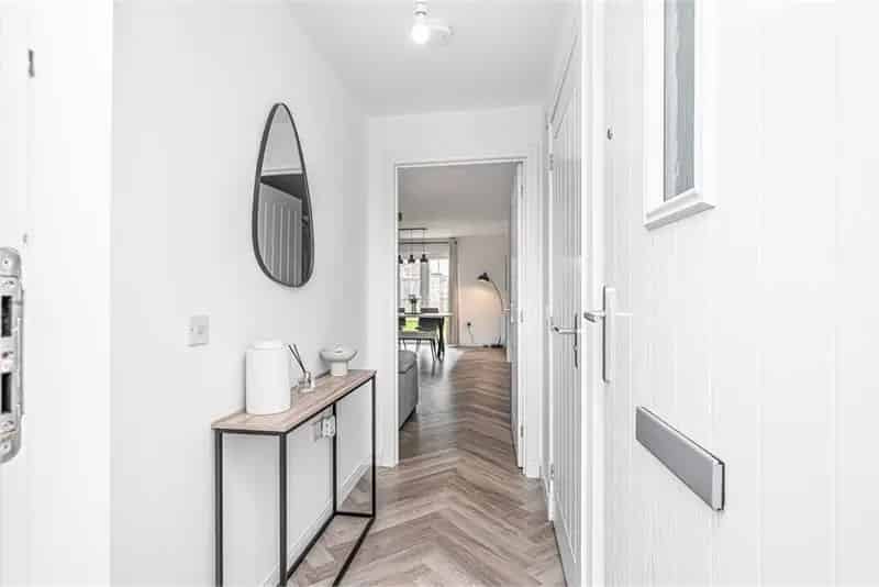 3 Bed Detached House with 1 Reception Room