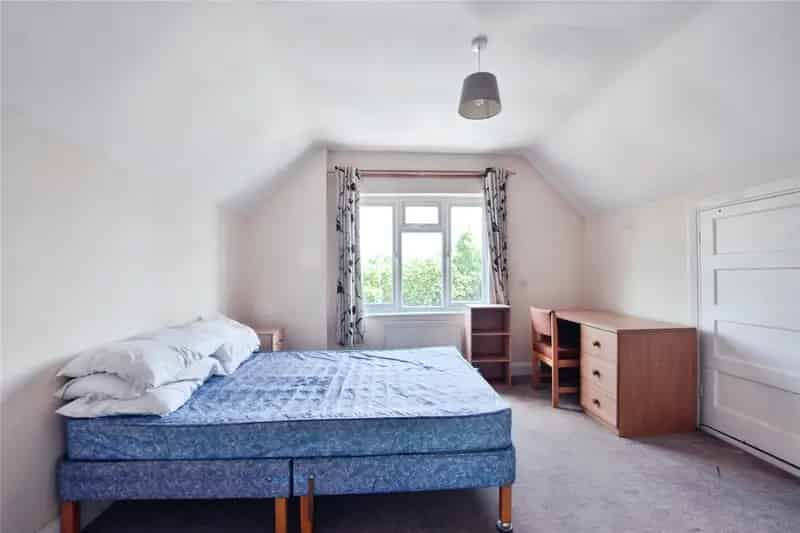 3 Bedroom Bungalow - No Admin Fees & No Deposit Option