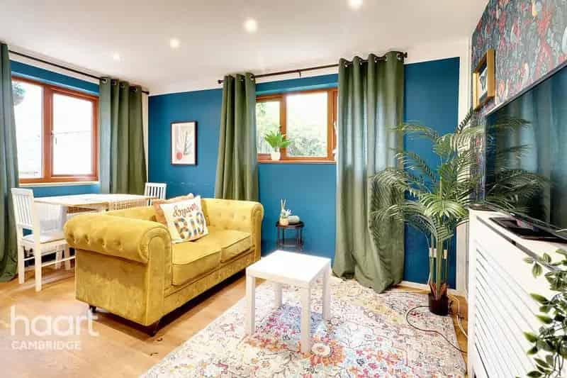 1 Bedroom End of Terrace House for Sale