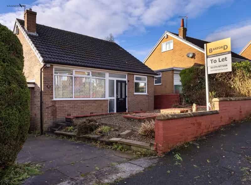 2 Bedroom Bungalow To Rent