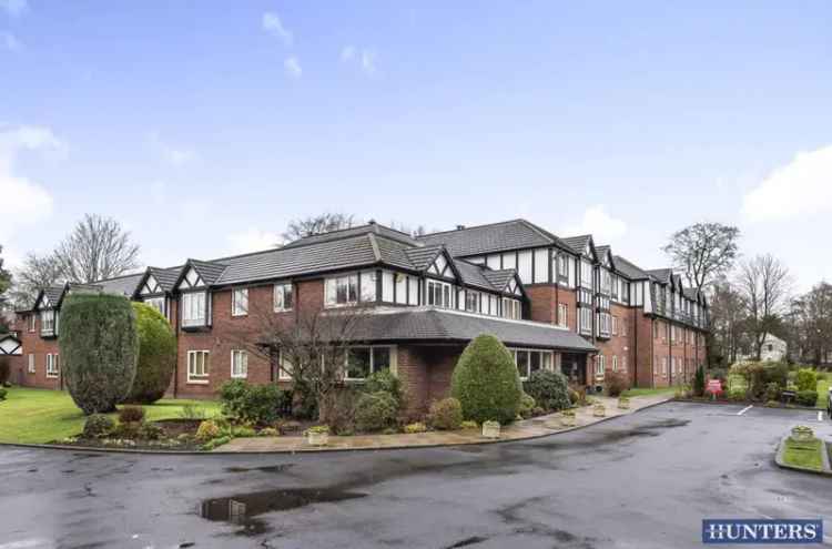 1 Bedroom Flat for Sale in Worsley Village