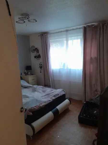 Flat For Rent in Peterborough, England