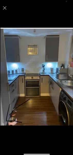 2 Bed Ground Floor Flat with Balcony and Car Park Near Schools and Shops