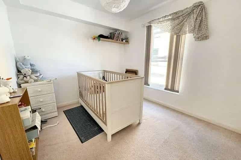 2 Bed Flat for Sale in St Cross Winchester