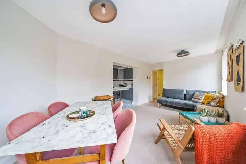 1 Bed Flat for Sale on Kings Road Chelsea