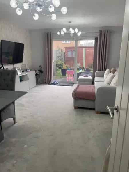 2 Bedroom House Near Seafront and Funfair