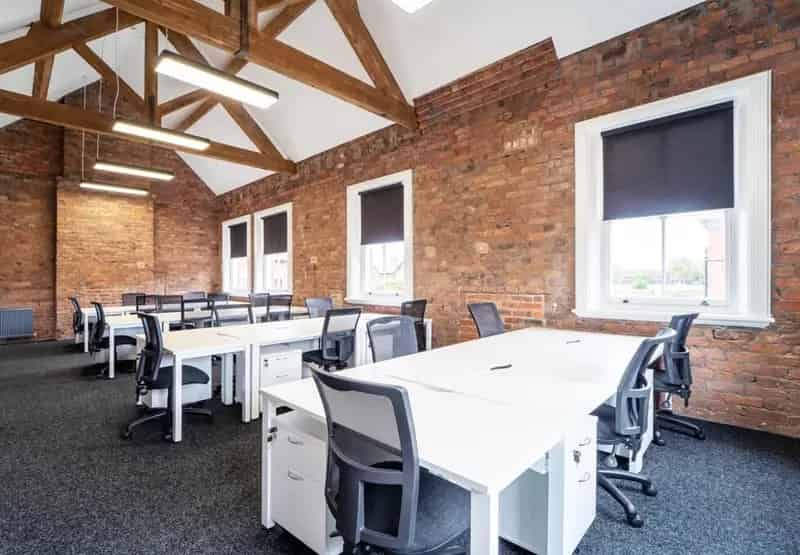 Serviced Offices for 4-100 People Flexible Terms