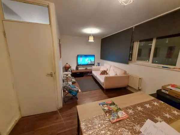 Flat For Rent in London, England