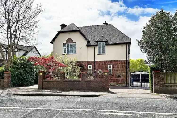 4 Bedroom Detached House for Sale Hale Barns