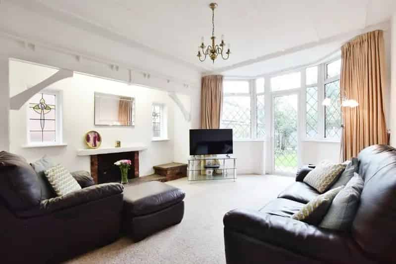 3 Bedroom Detached House For Sale Handforth Cheshire
