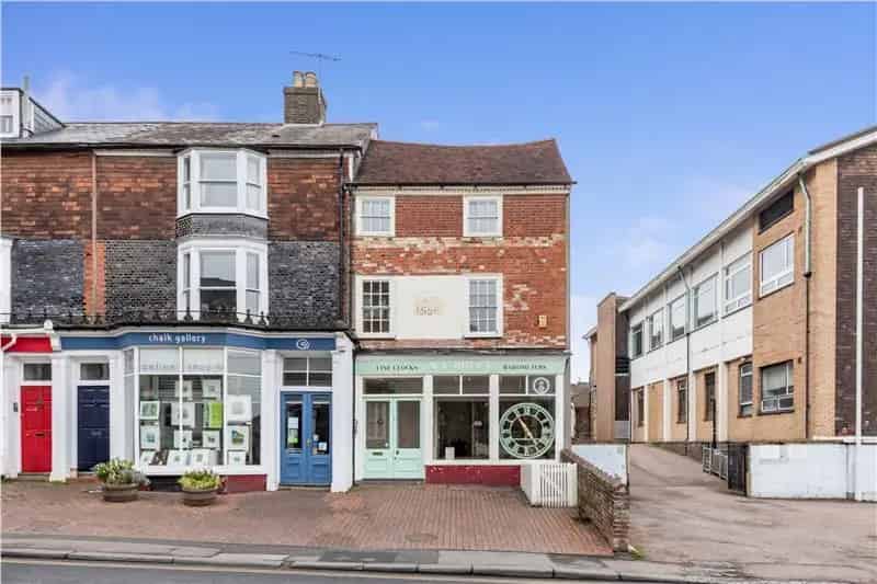 Grade II Listed 2700 sq ft Maisonette Townhouse Conversion Potential