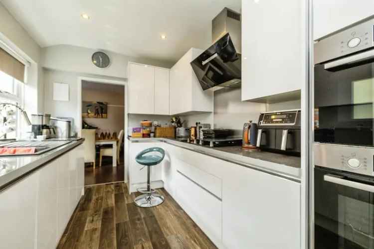 Four Bedroom House in North Hykeham