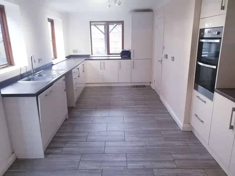4 Bedroom Detached House to Rent Near Exeter