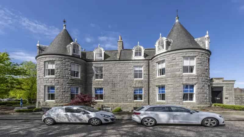 Granite & Slate Listed Building with 24 Parking Spaces