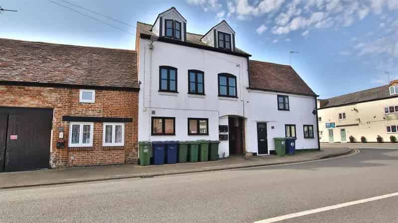 1 bedroom flat for sale