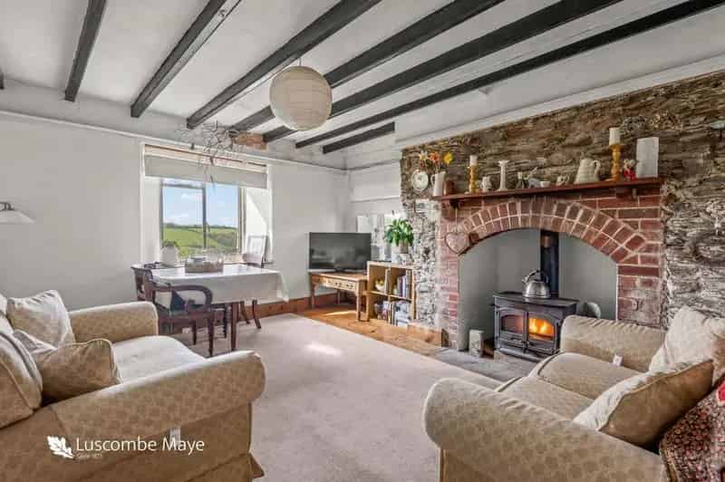 4 Bed Farmhouse 79 Acres Farm Buildings South Devon