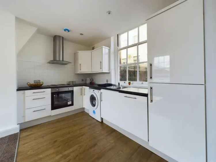 1 bedroom flat for sale