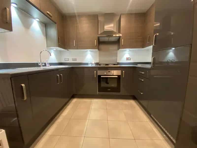 3 Bedroom Semi-Detached House Manchester
