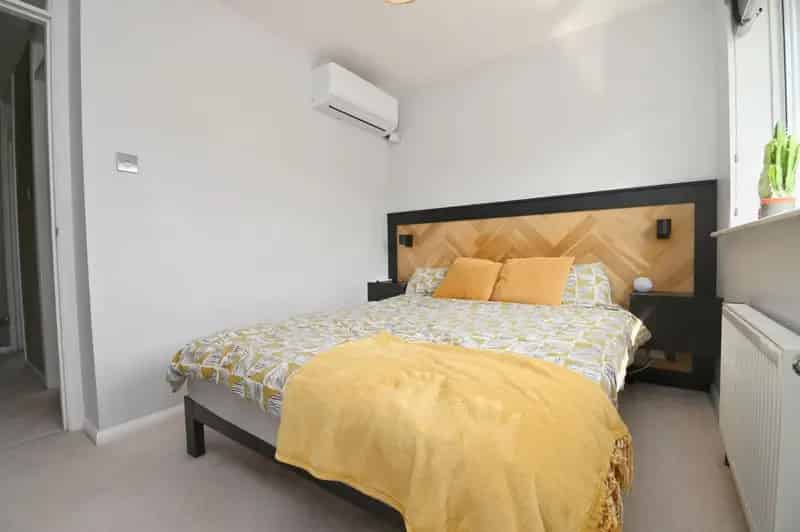 3 Bed Semi-Detached House for Sale in Darton