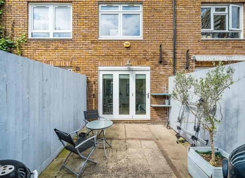 Three Bedroom Townhouse Shoreditch Modern Open Plan Garden