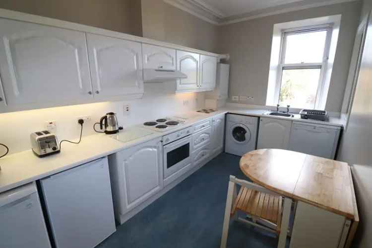 3 bedroom flat to rent