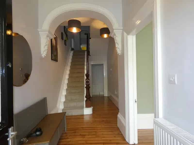 5 Bedroom Terraced House for Sale