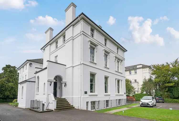 1 Bedroom Apartment for Sale in Cheltenham