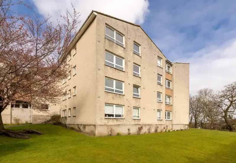 3 Bedroom Flat House to Rent in Ravelston