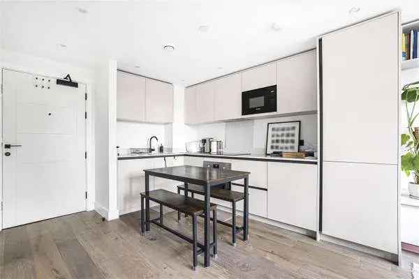 Balham Studio Flat New Home for Sale