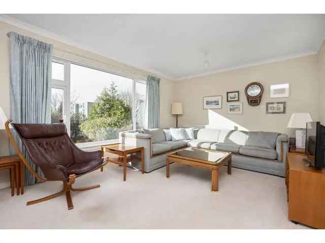 4 Bedroom End Terrace House for Sale in Corstorphine Edinburgh