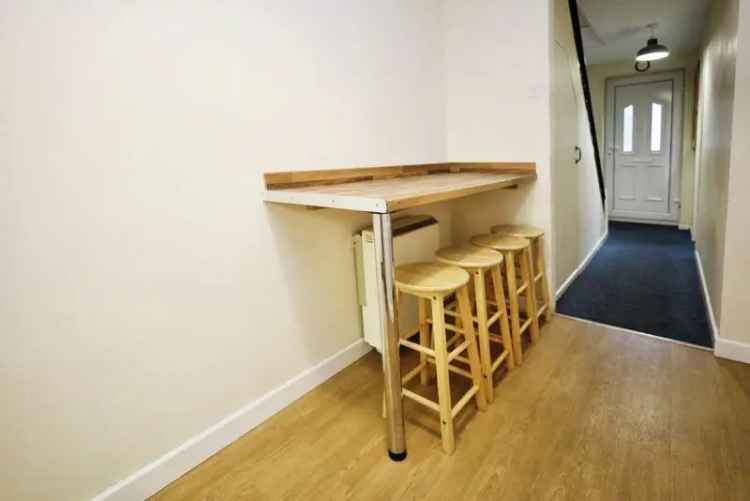 4 Bedroom Semi-Detached Student House