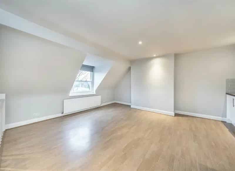 Telegraph Hill 2 Bed Apartment  No Chain