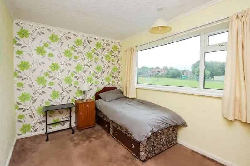 3 Bed House for Sale Overlooking School Fields