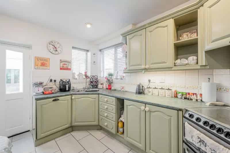 3 Bedroom House For Sale Near Kingswinford