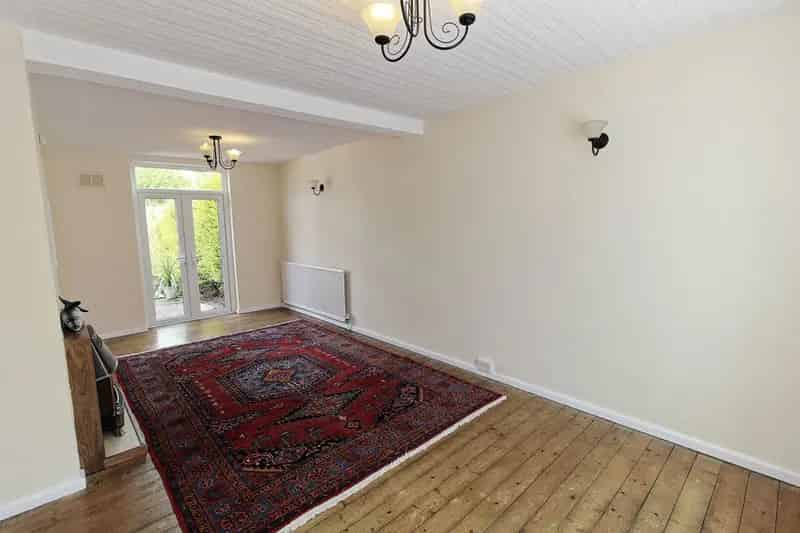 2 Bedroom Semi Detached House to Rent