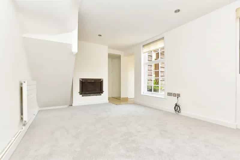 2 Bedroom Cottage for Sale in Cotmandene