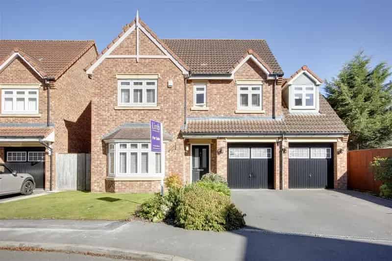 5 Bedroom Detached House for Sale in Cottingham