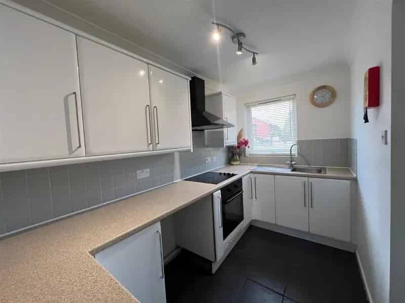 2 Bed Terraced House for Sale Near Amenities and Beaches