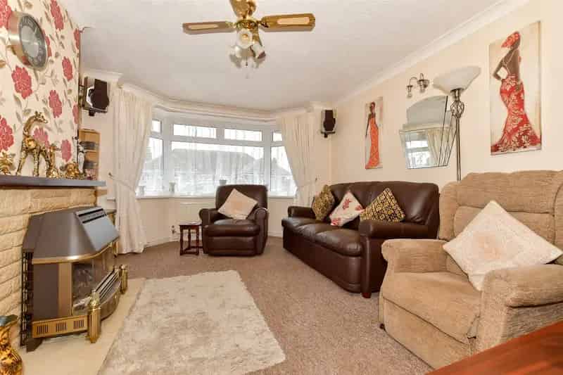 2 Bedroom Semi Detached Bungalow For Sale Near Deal High Street