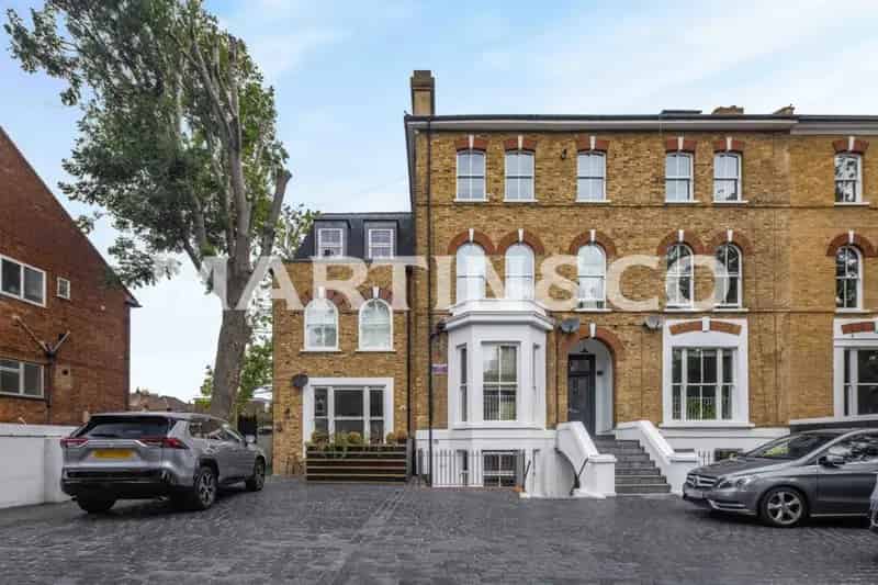 2 bedroom Flat
 To Rent